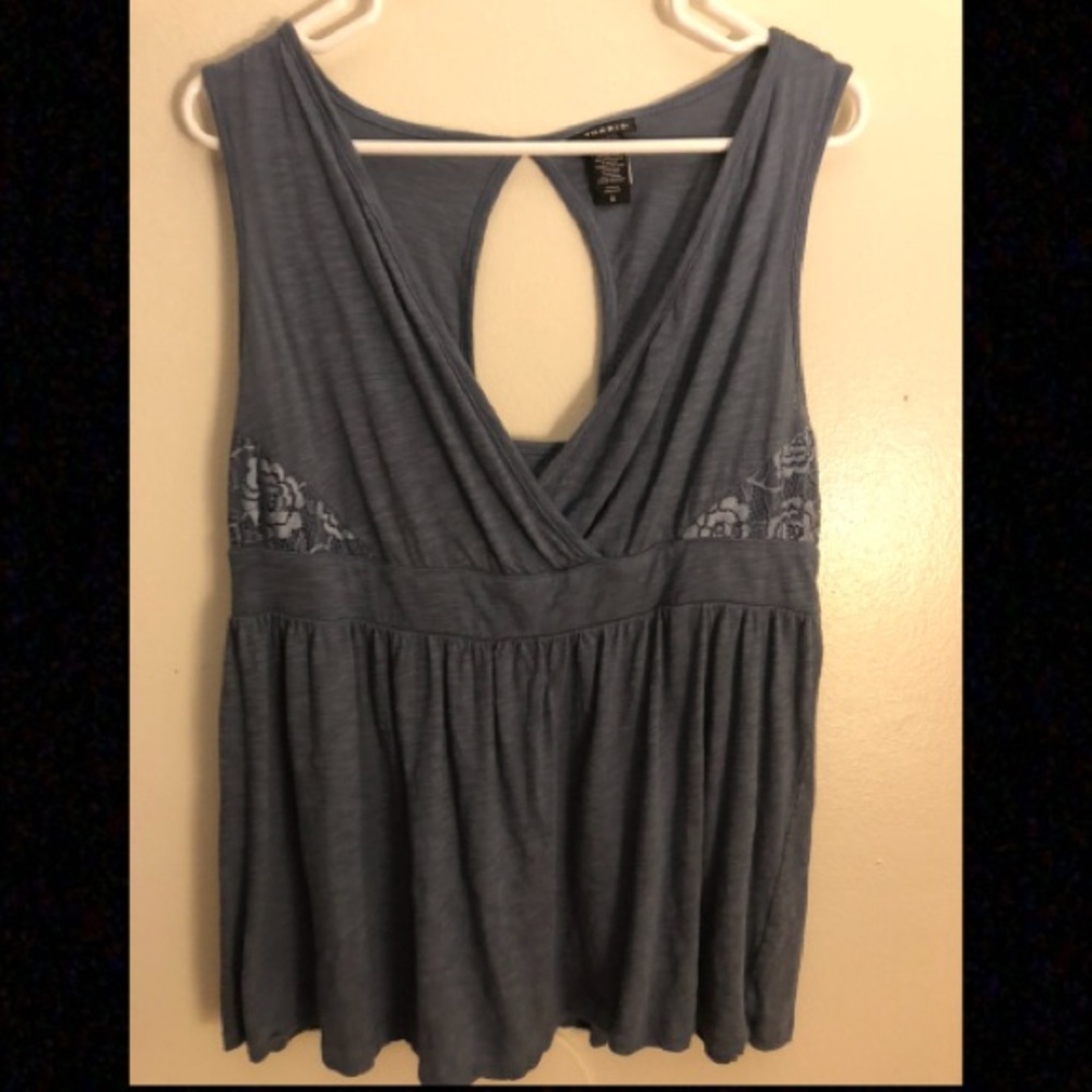 Torrid sleeveless top
